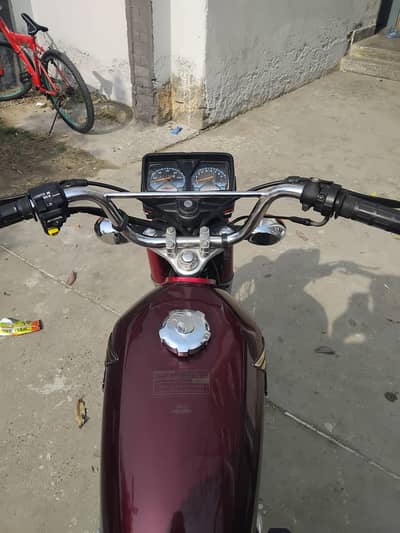 Honda 125 20 Model Antique Piece