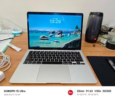 MacBookAir 8*256 14 inch screen