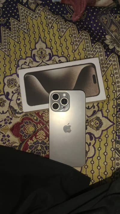 iphone 15 pro max jv battery health 88 condition 10/10 with box