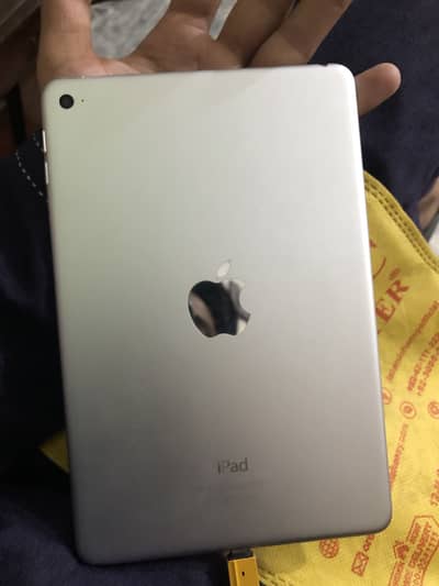 I pad mini 4