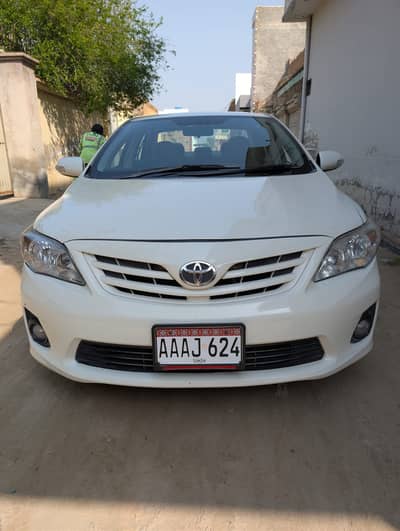 Toyota Corolla Altis 2013 | Sunroof + Premium Wheels | Perfect Conditi