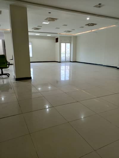Unfurnished office space available for rent in Gulberg greens Islamabad