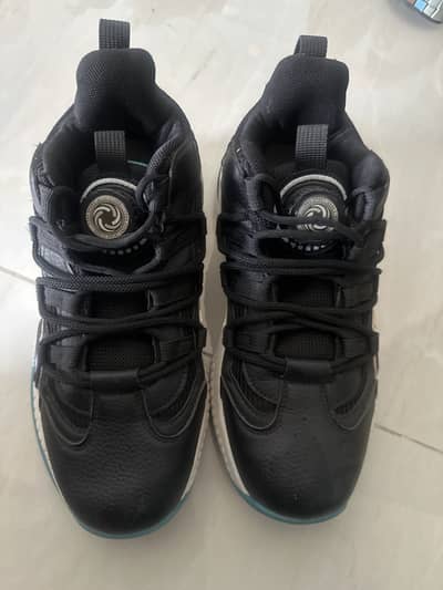 Preloved shoes for boys