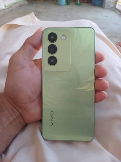 Vivo y100 8+8 GB Ram 128GB Rom Android version 15, full packing