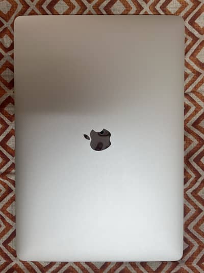 MacBook Pro 2017 (15 inch)