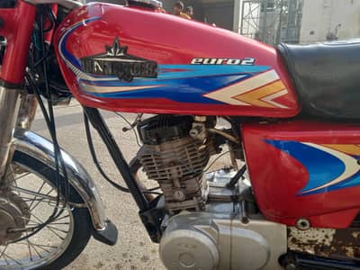 unique 125 2018 model Karachi num 100 percent original