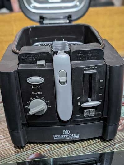Deep Fryer New  ( Not use even single time)