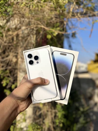 Urgent sale 14 pro non PTA j v