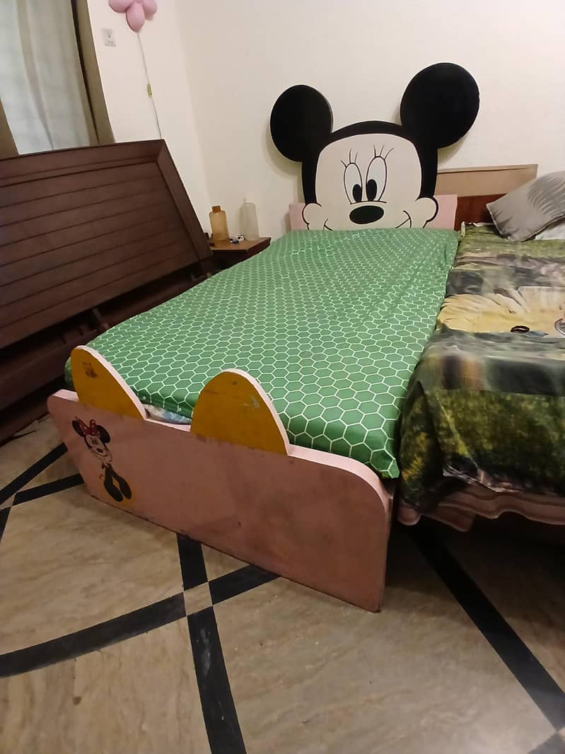 Character bed 1