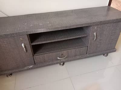 LED Table for sale in good condition