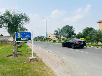 Facing Park 1 Kanal Plot Available For Sale In Lake City Sector M-2