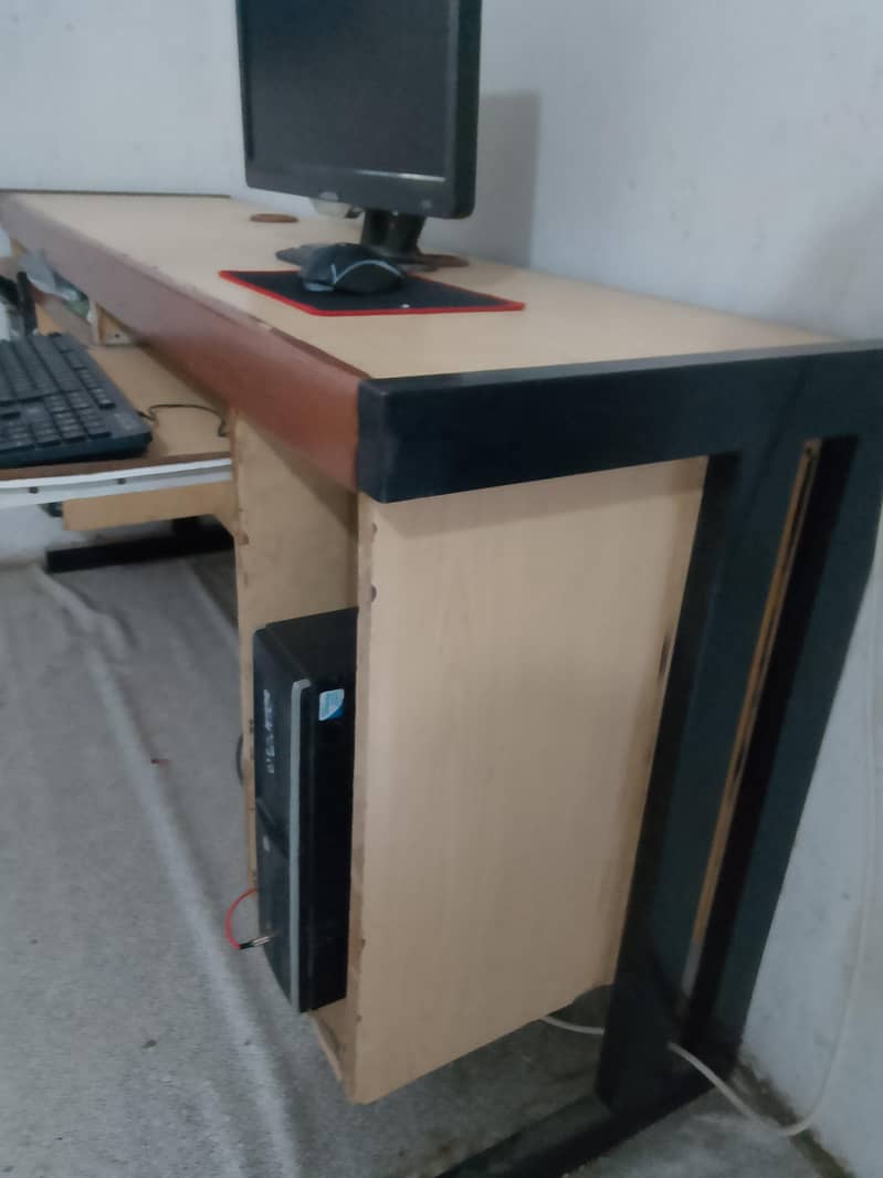 Computer table 2