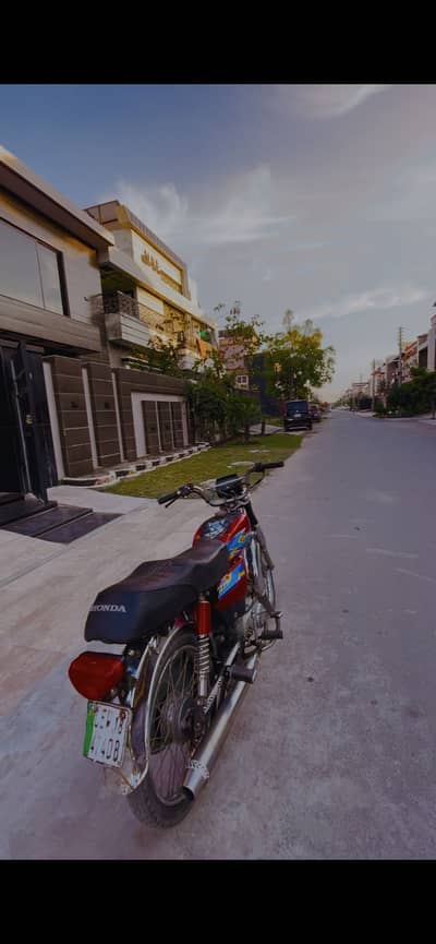 Ravi bike 2018 modal Jo picture ma hai wo hi hai