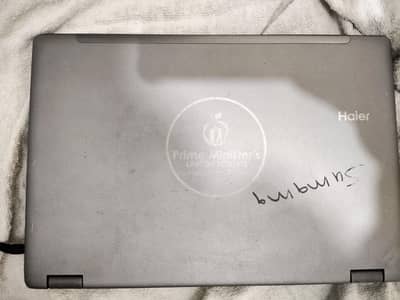 PM laptop 8gb 1000gb
