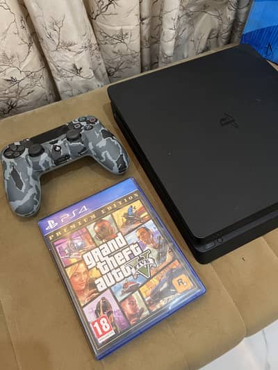 Playstation 4 | Slim | 1TB