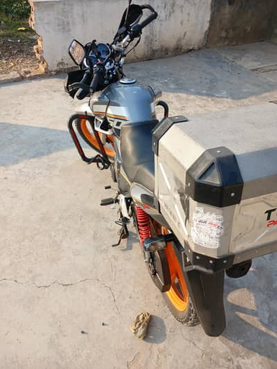 Honda CB 150F SE-With 80k accessories