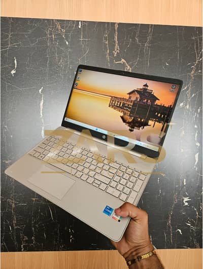 HP Pavilion x360 Spectre ZBook Elite x2 ProBook EliteBook 840 G5