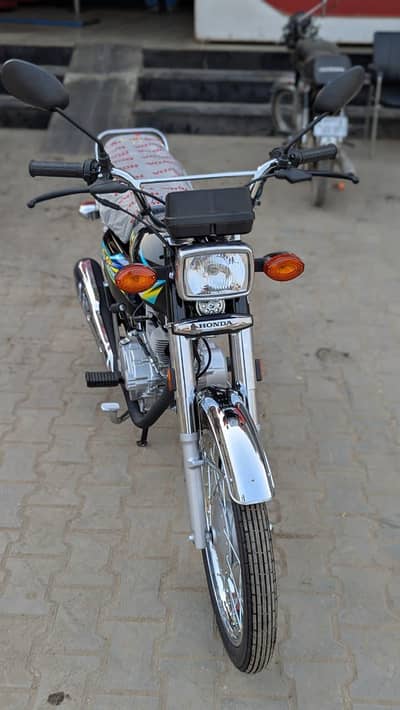 number Laga howa hai urgent sale