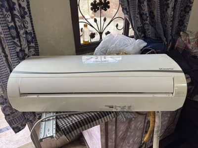 Haier AC inverter 1.5 ton