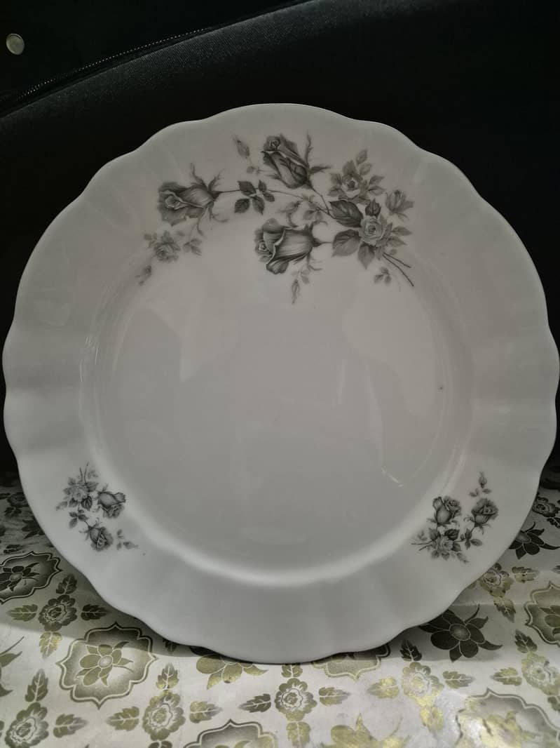 Dinner set 8