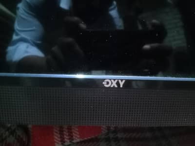 Penal Tut giya Aur new LCD HAIi Only sale kar rha penal Fale ga