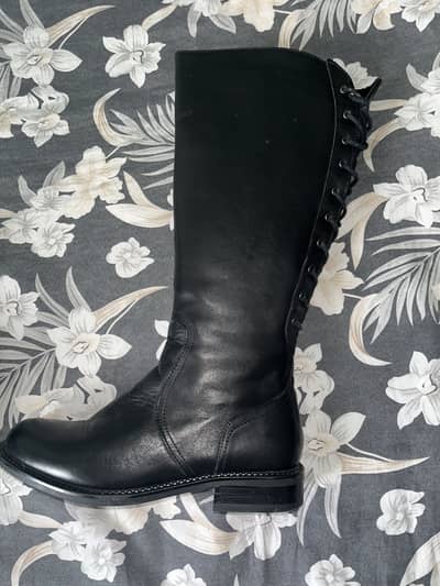 André Leather Knee-High Boots