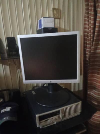 phone number is 03107517232