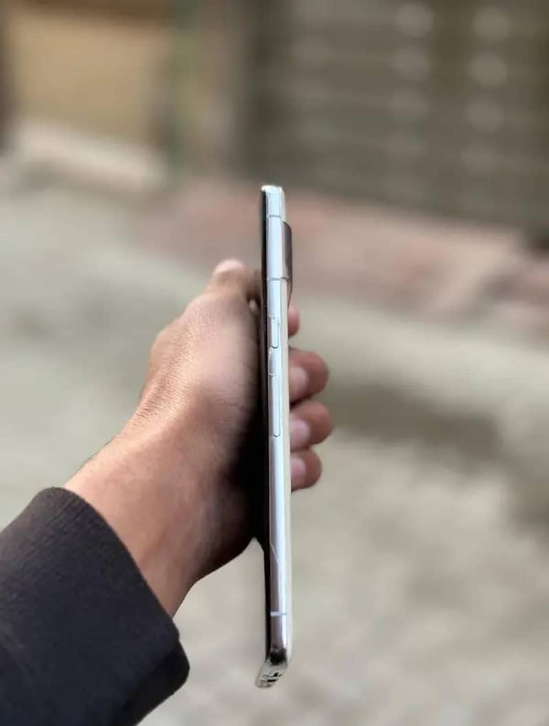 Google Pixel 7 Pro 2