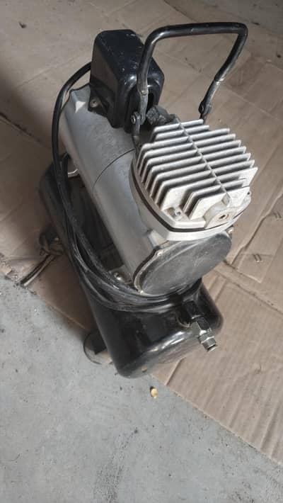 Airbrush AS 189  compressor machine