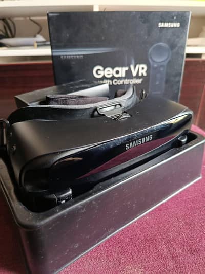 Samsung Gear Vr with controller