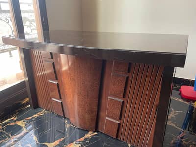 Office Tablet With Door Tablet