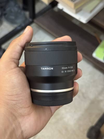 Tamron 35mm f/2.8 Di III OSD M 1:2 Lens For Sony with box