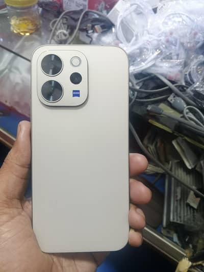 vivo v70. . 12/256. gary rang me