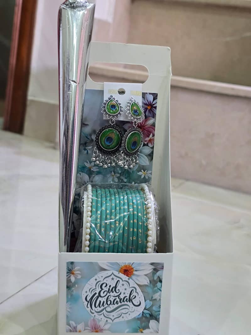 GIFT BASKETS/ CUSTOM/ CUSTOMIZED GIFT EID BASKETS 5