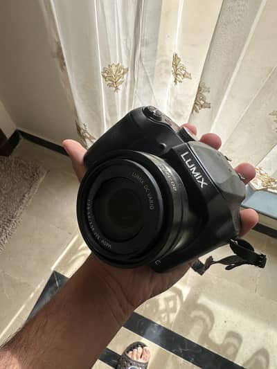 Panasonic lumix DZ FZ-80 veryyy urgentt salee
