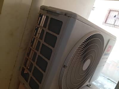 dawlance 1/5 ton  inverter used very good condition