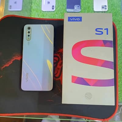 vivo S1