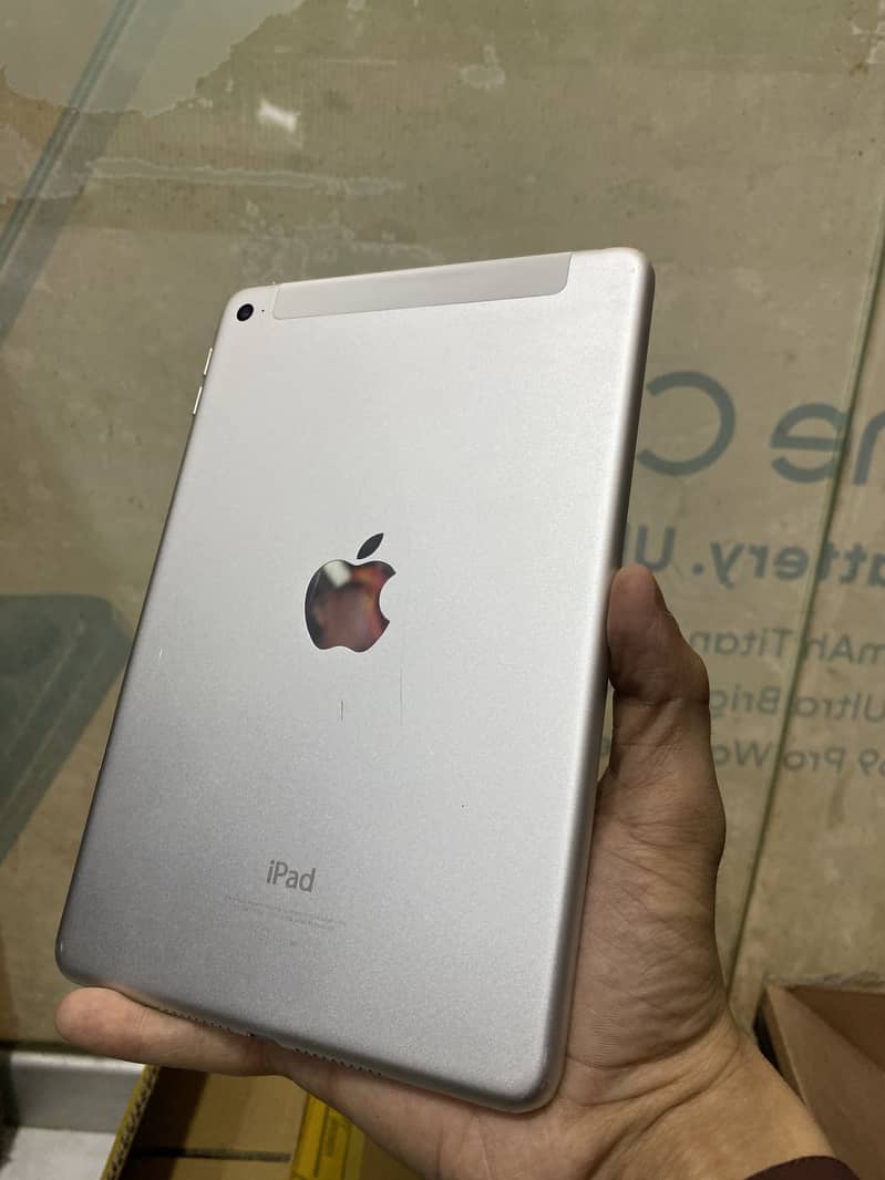 Ipad mini4 0
