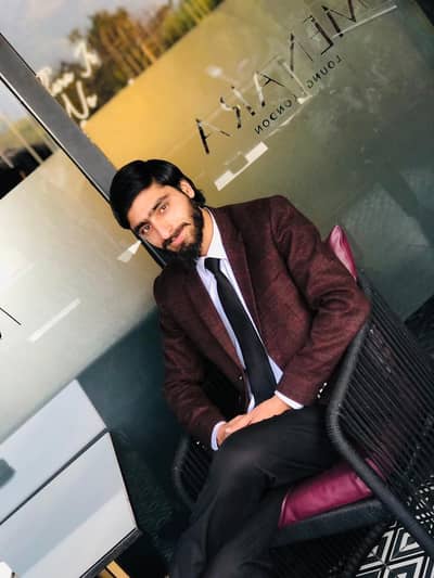 aik achi family  ki needs ha jo mhjhy apny saat adjust kr sky