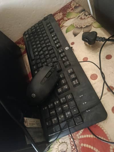 Core i5 with 12Gb Ram 500gb Hardisk with All Satup