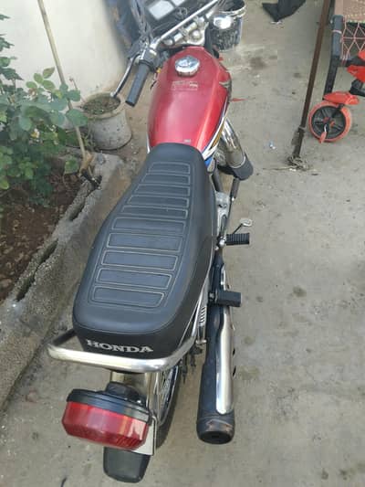 Honda 125 Model 2015 Reg 2016
