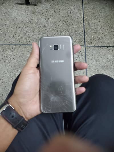 s8 plus  Duel sim pta 6 64 normal shade back glass crack