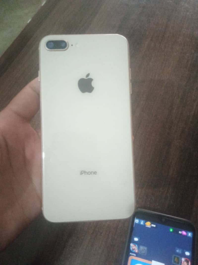 IPHONE 8 PLUS 1