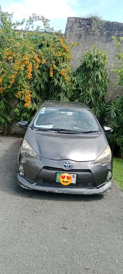 Toyota Aqua (2012/16) model