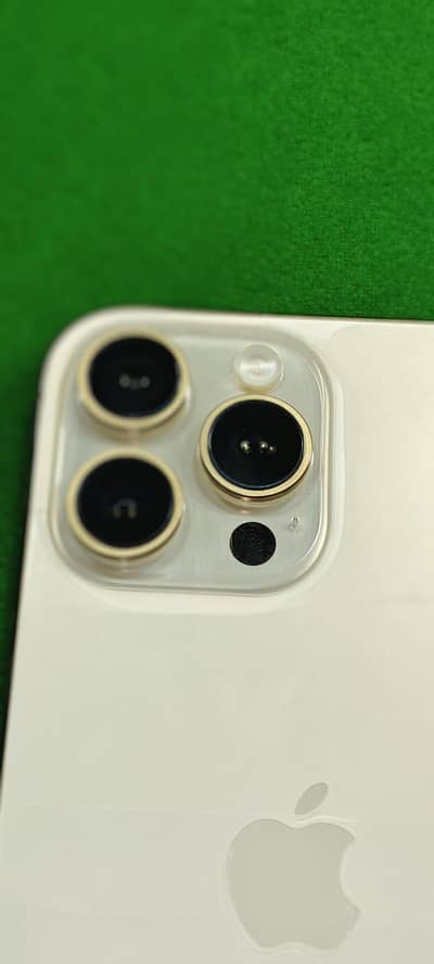 iphone 16 pro max desert titanium