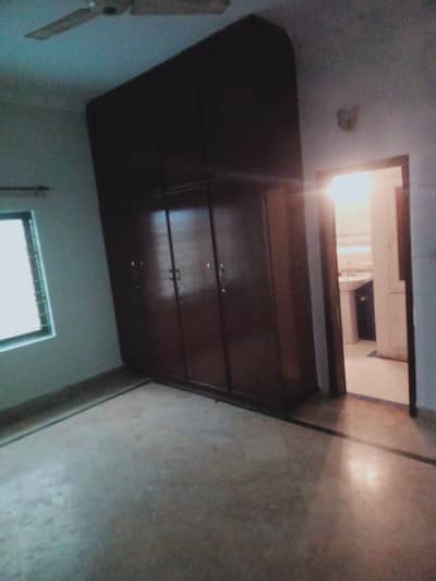 Ground portion for rent in g-11