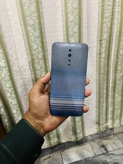 OPPO Reno z 8gb 256 display finger only mobile