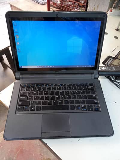 Dell laptop with touch screen  latitude 3350