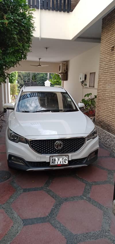 MG ZS, Total Genuine. inside and outside. engine,AC and suspension 10