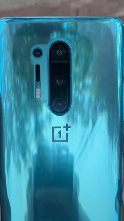 Oneplus 8 Pro 12+4/256GB 10/10 ZeRo Scratch. Like New Phone.